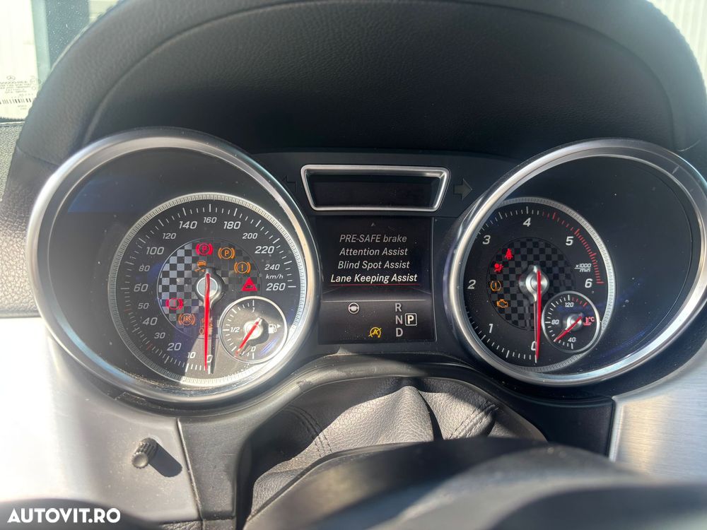 Mercedes-Benz GLS - 16