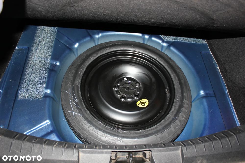 Ford Focus 2.0 Ghia - 21