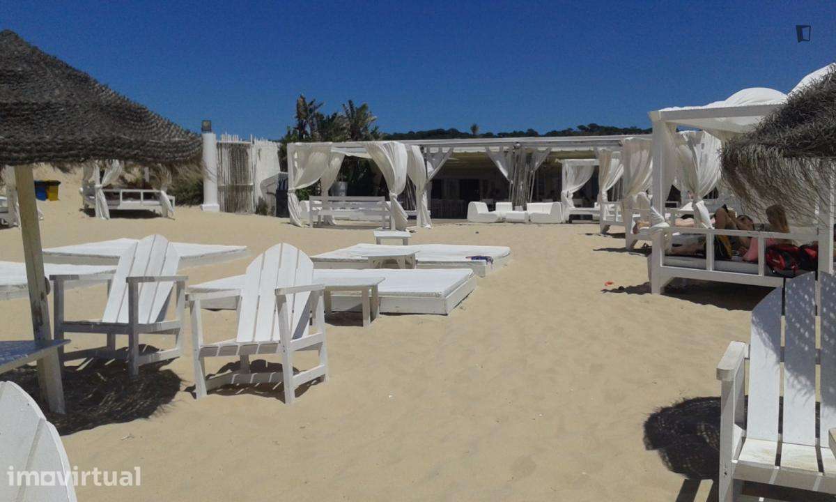Apartamento com 3 quartos - localizado em Costa da Caparica Lisbon - Grande imagem: 2/17