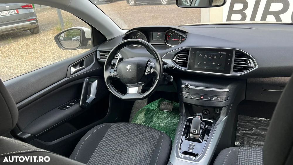 Peugeot 308 - 21