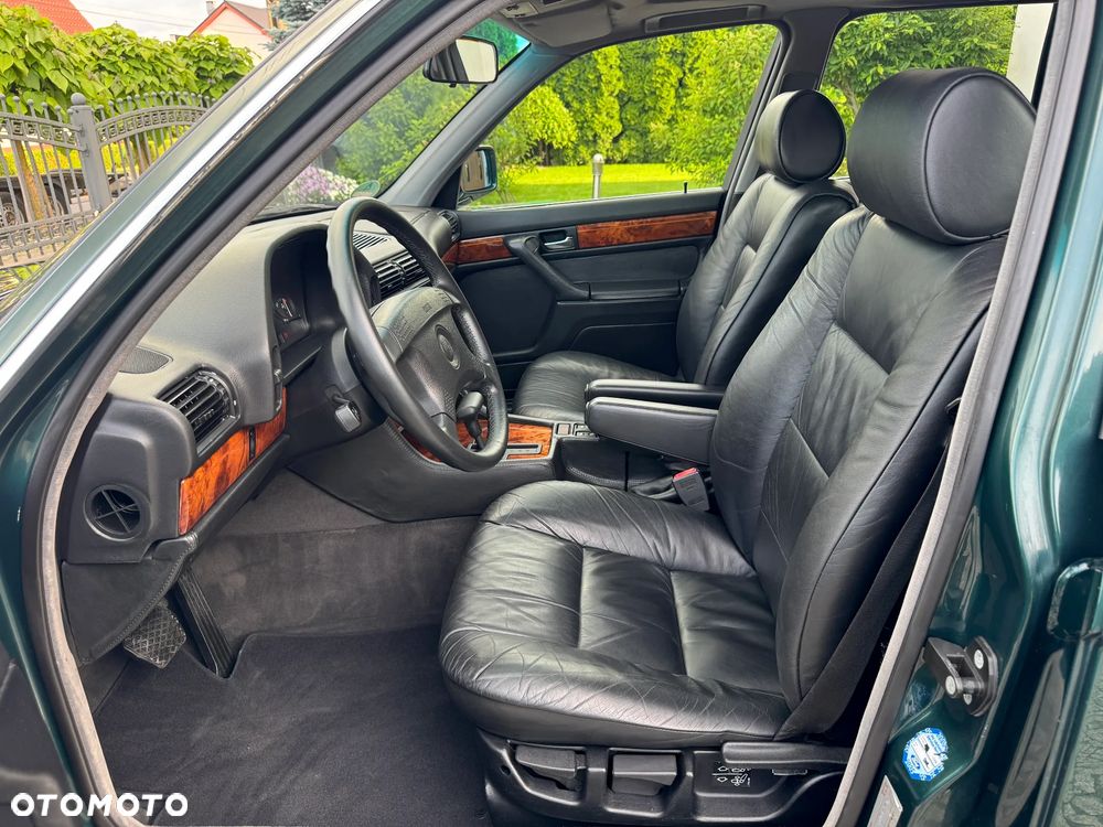 BMW Seria 7 - 28