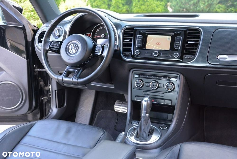 Volkswagen New Beetle - 23