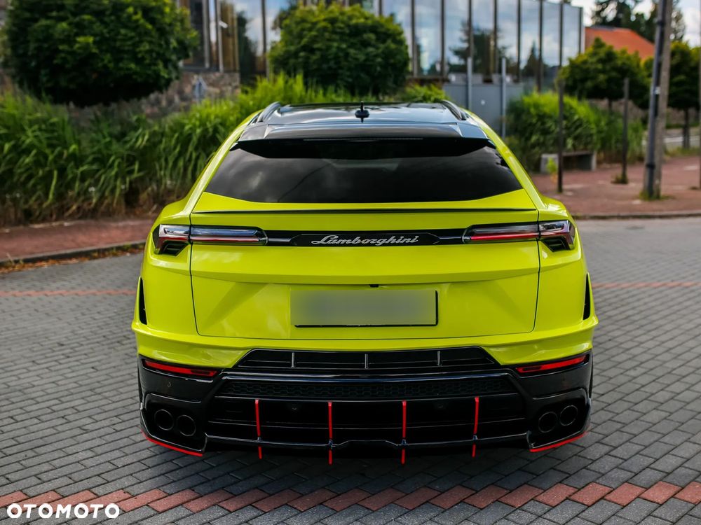 Lamborghini Urus - 9
