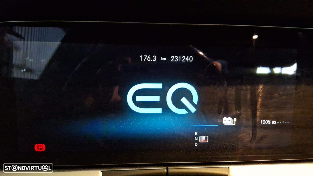 Mercedes-Benz E 300 de AMG Line - 6