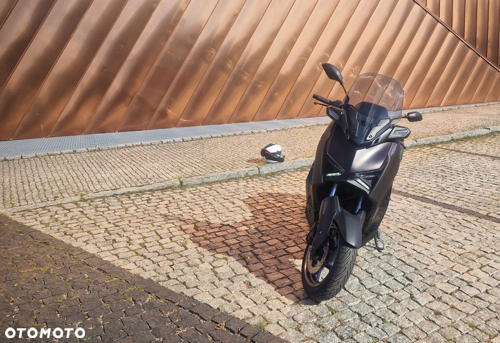 Yamaha X-max - 3