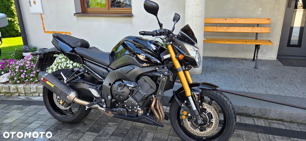 Yamaha FZ8
