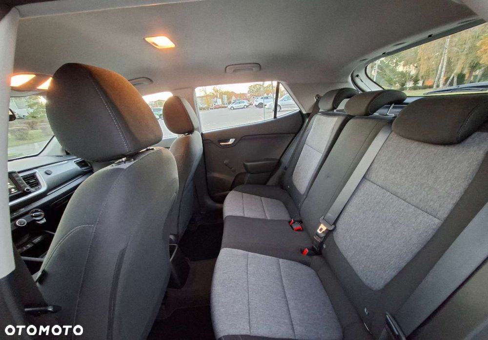 Kia Stonic - 19