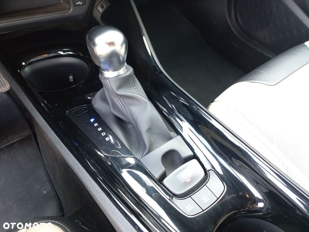 Toyota C-HR 1.8 Hybrid Selection - 24