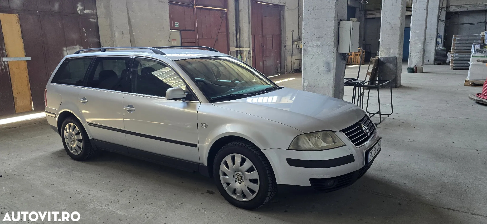 Volkswagen Passat Variant 1.9 TDI Highline - 2
