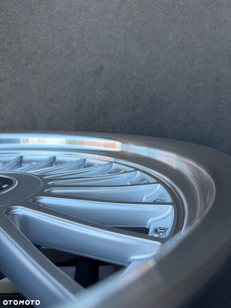 NOWE alufelgi M pakiet 5x112 19 felgi 8.5j  10j ET20 BMW seria 3 G20 G22 G30 G31 F44 G22 G23 G32 F39 G60 G01 X1 F48 G42 X2 U06 Active Tourer Z4 G29 xDrive jak Styling 930 czarne Japan Racing Carbonado - 9