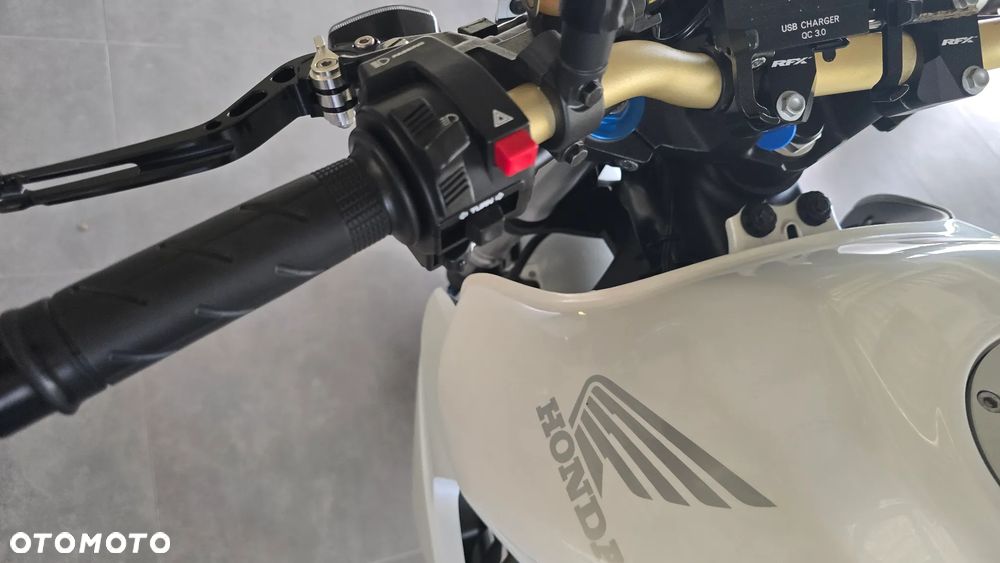 Honda CB - 13