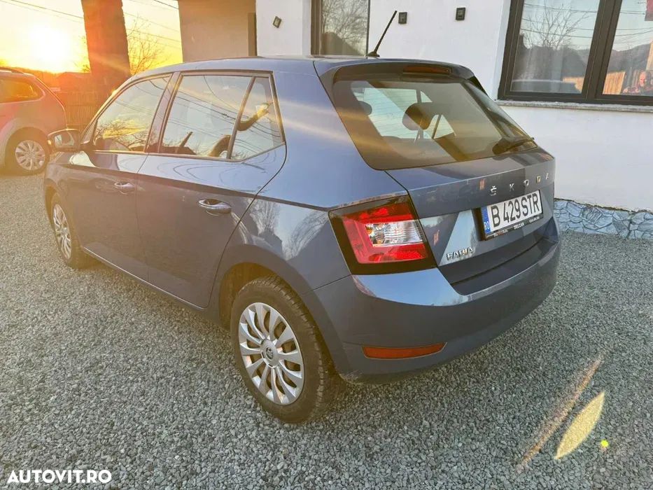 Skoda Fabia 1.0 TSI Ambition - 2