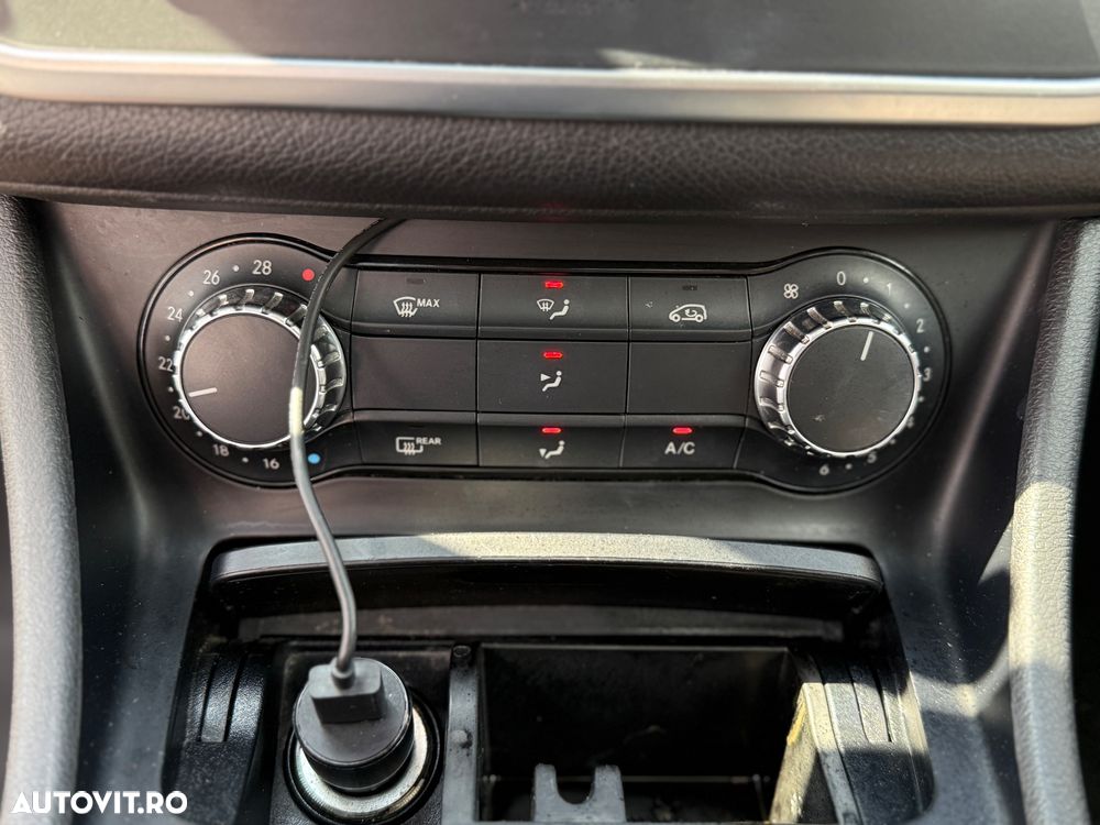 Mercedes-Benz CLA 200 CDI 7G-DCT - 11