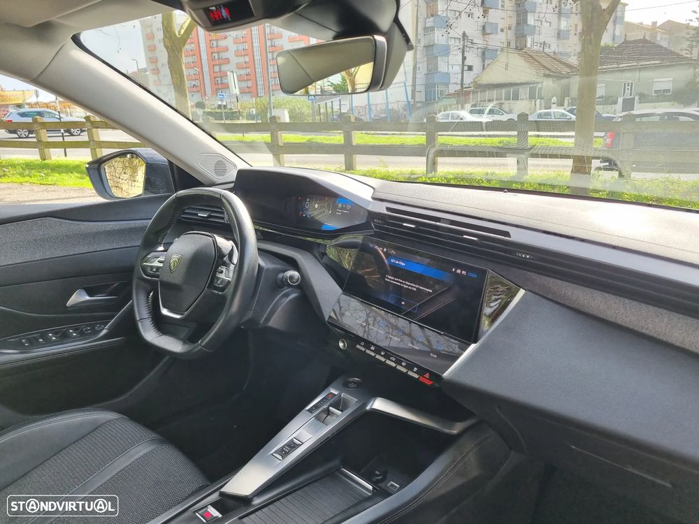 Peugeot 308 1.2 PureTech Allure EAT8 - 24