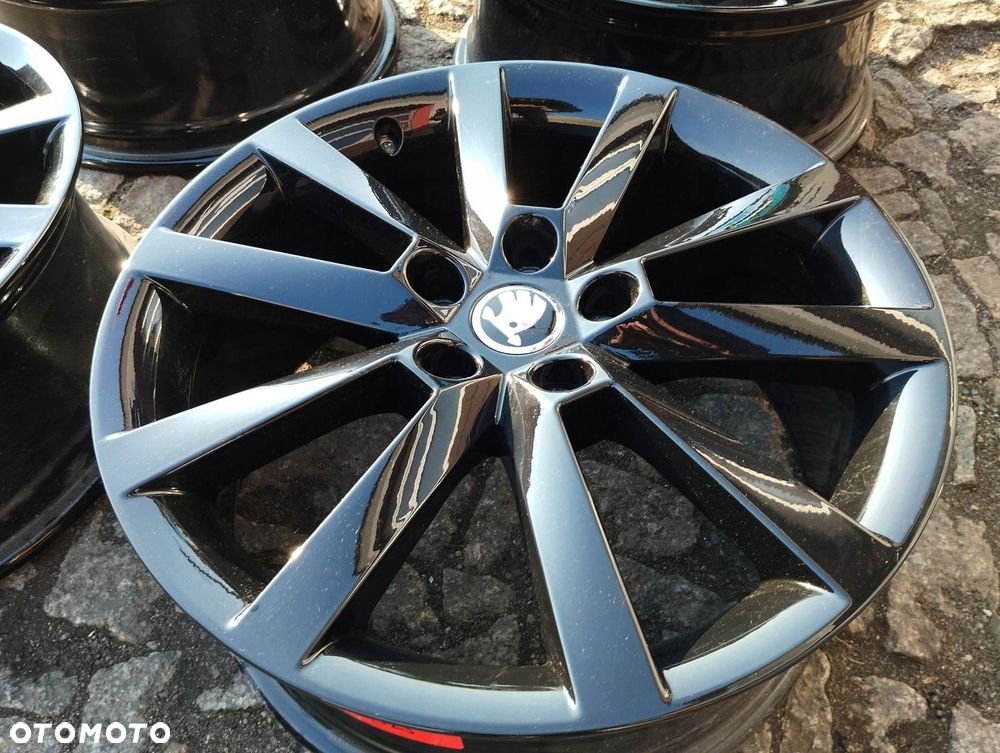 FELGI ALU SKODA OCTAVIA III 5X112 18 7,5J ET51 5E0 601025 Q 4SZT - 6