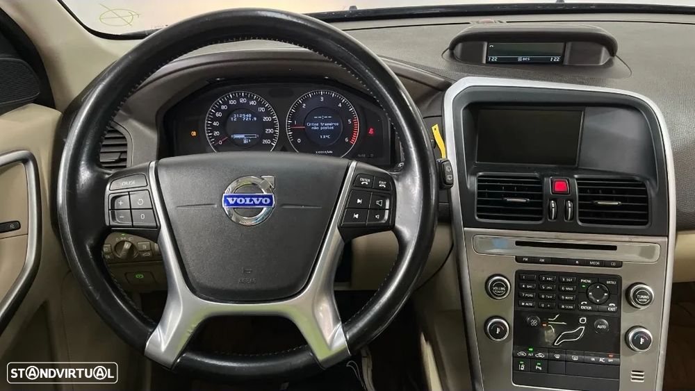 Volvo XC 60 - 8