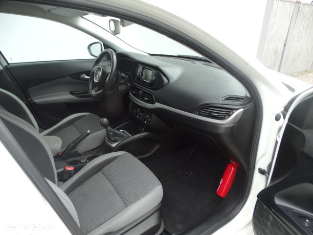 Fiat Tipo 1.6 MultiJet Lounge - 11
