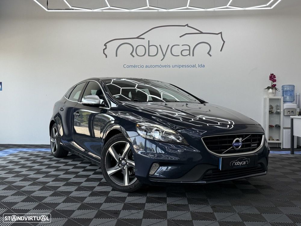 Volvo V40 1.6 D2 R-Design Momentum - 3