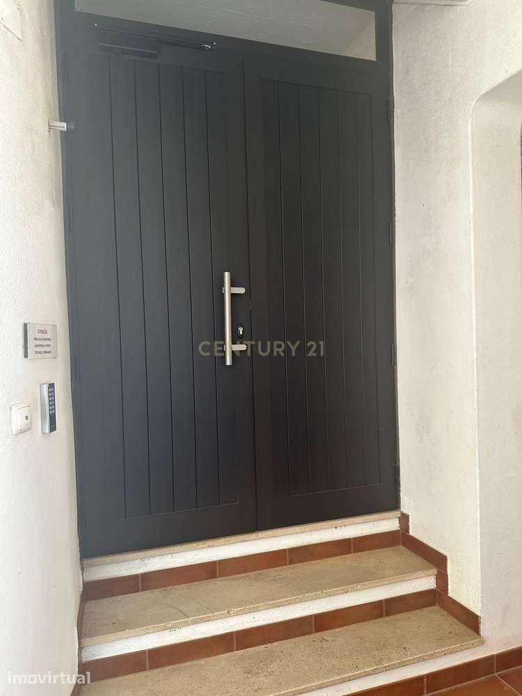Apartamento T0 a venda na Quinta Do Morgadinho em Quarteira - Grande imagem: 4/32