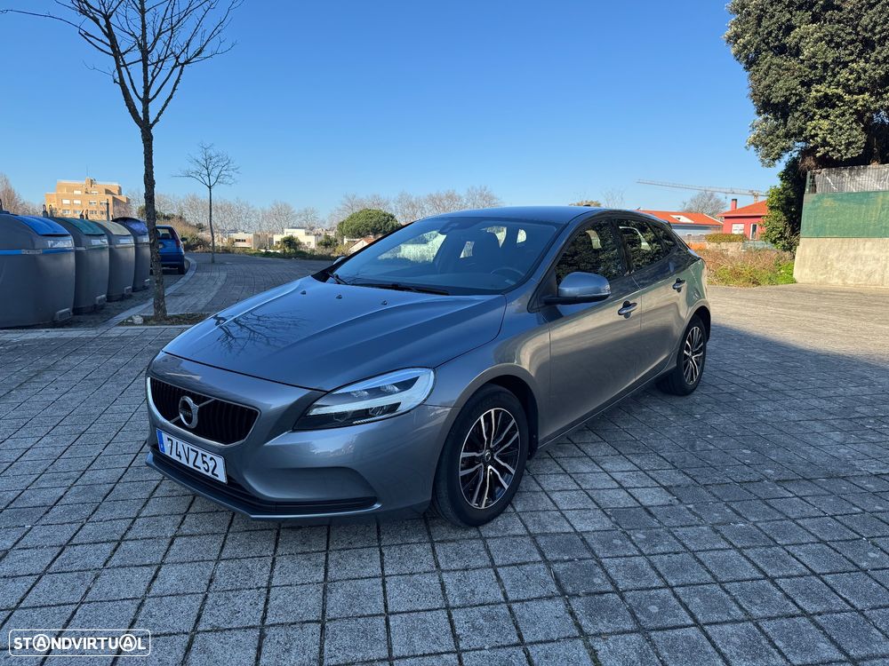Volvo V40 2.0 D3 Momentum - 10