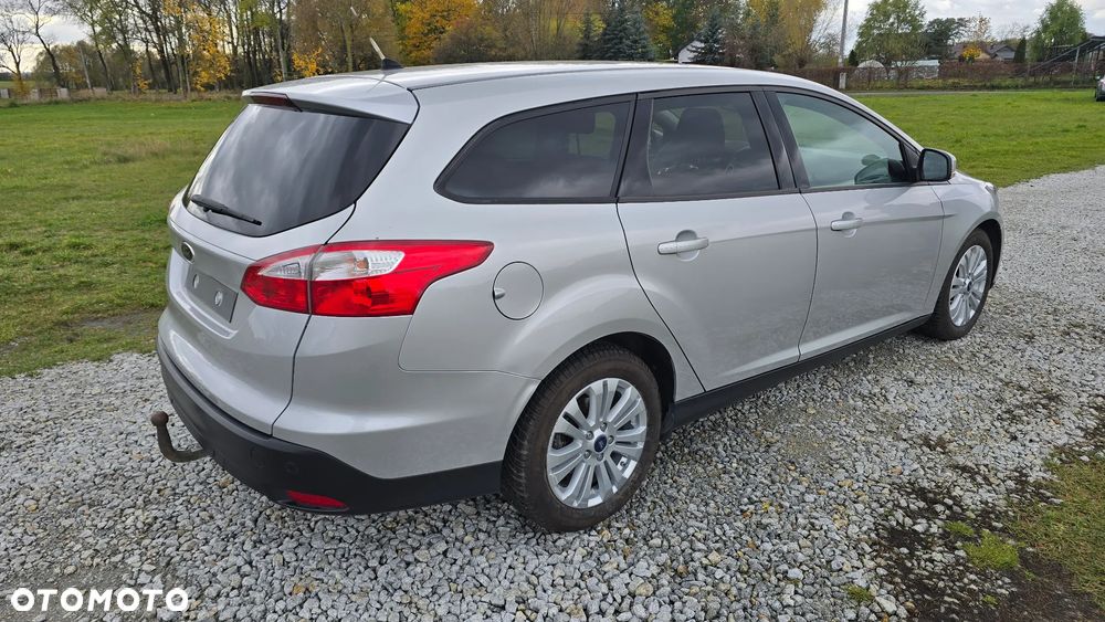 Ford Focus 1.6 TDCi ECOnetic 88g Start-Stopp-System Titanium - 5