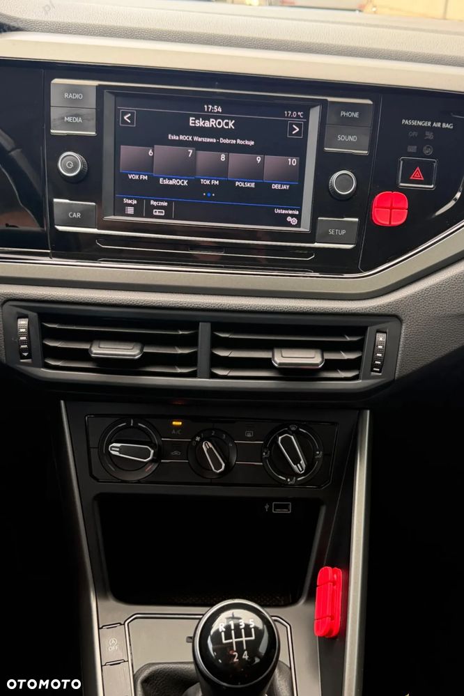 Volkswagen Polo - 12