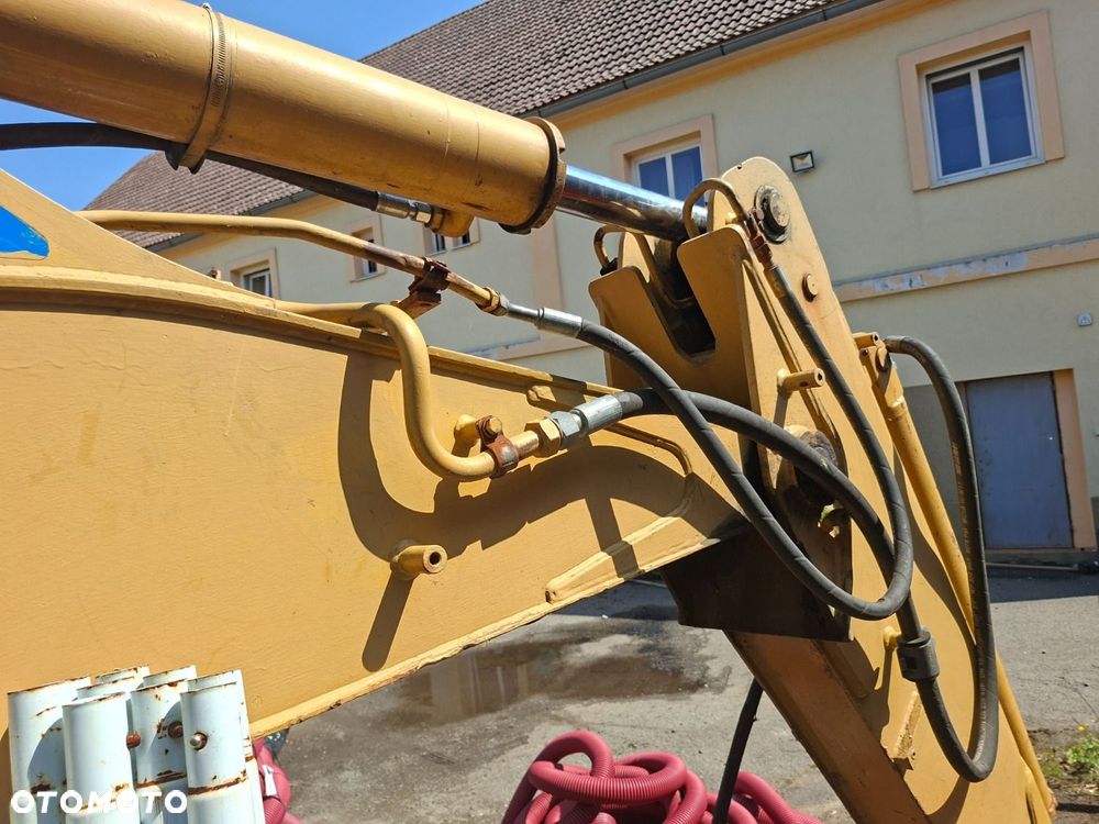 Caterpillar 428 C 4X4 - 36