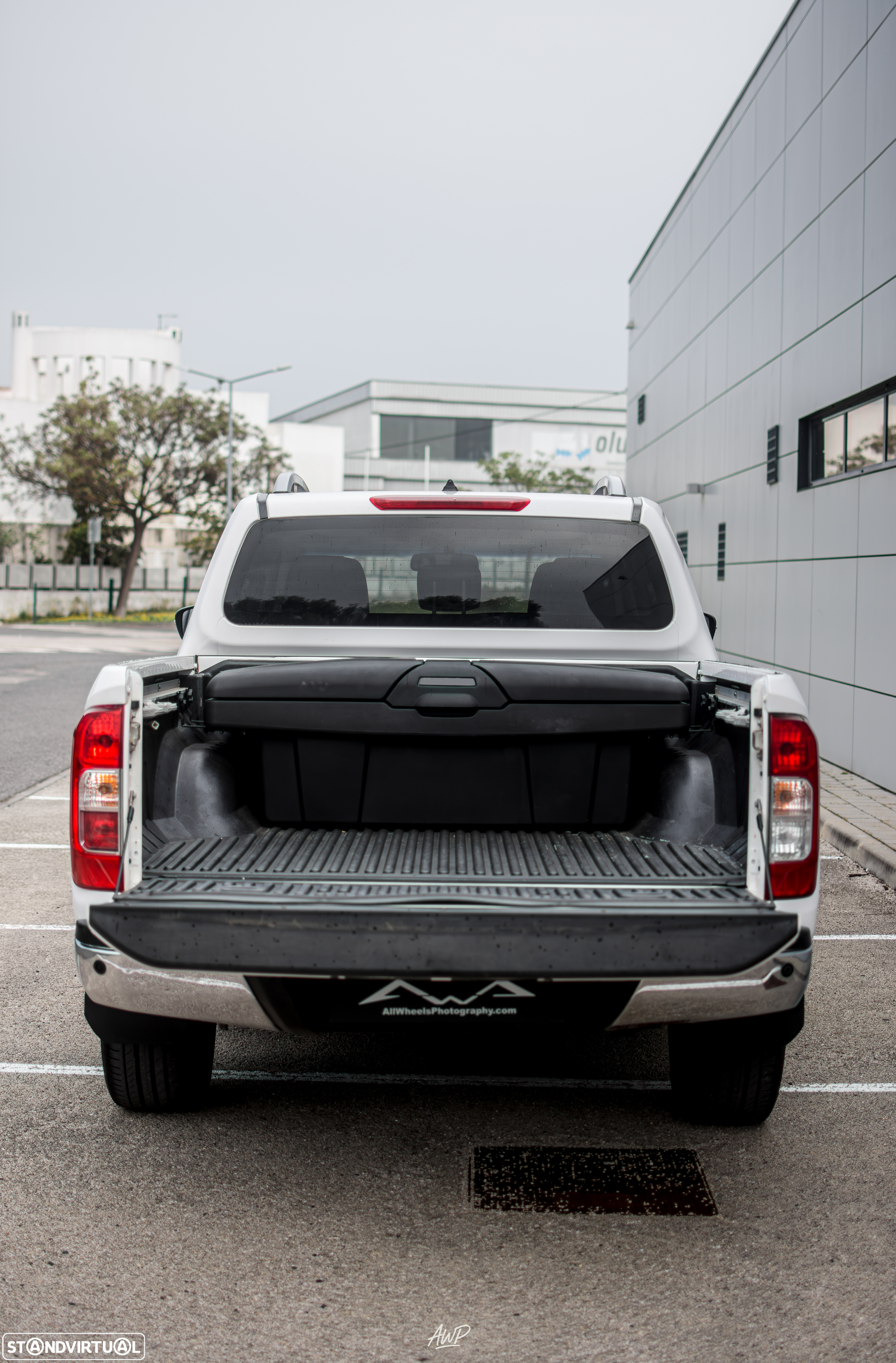 Nissan Navara 2.3 dCi CD 4WD Tekna - 4