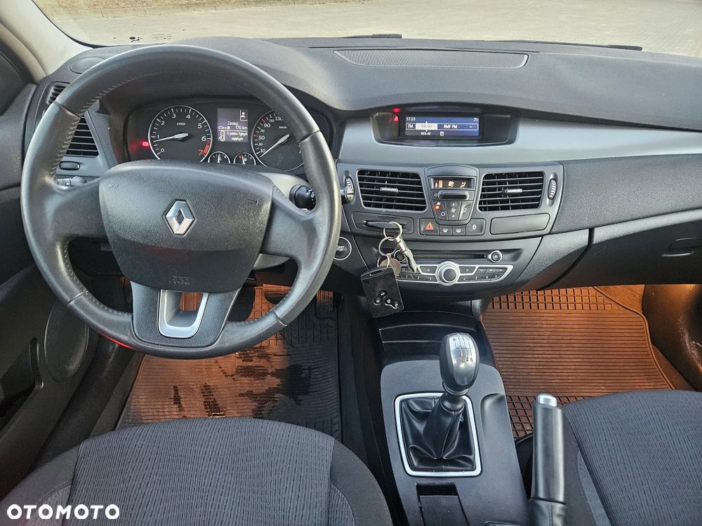 Renault Laguna 1.6 16V 110 Emotion - 12