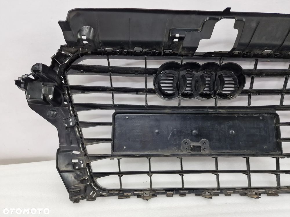 AUDI A3 8V / 8V3 / S3 12- ATRAPA / GRILL PRZEDNI PRZÓD NA WYSOKI POŁYSK , NR 8V3853651 , NR AUKCJI GL355 - 19