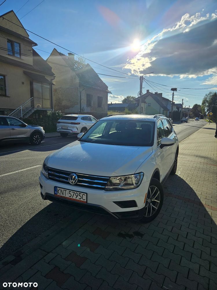 Volkswagen Tiguan Allspace 2.0 TSI 4Mot Highline DSG - 8
