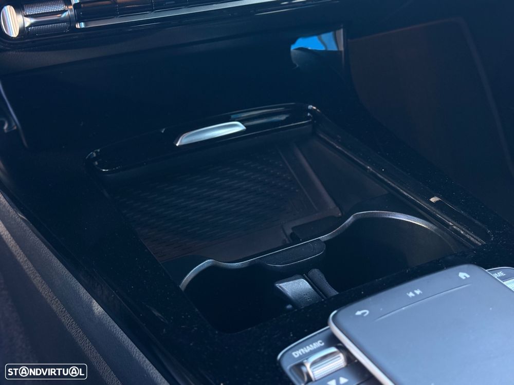 Mercedes-Benz A 250 e 8G-DCT Style - 19