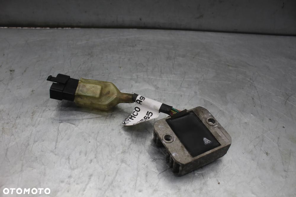 Kymco Agility 50 2T 16r+ Regulator napięcia - 3