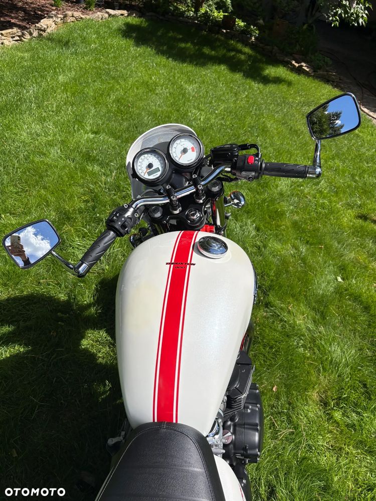 Triumph Thruxton - 9