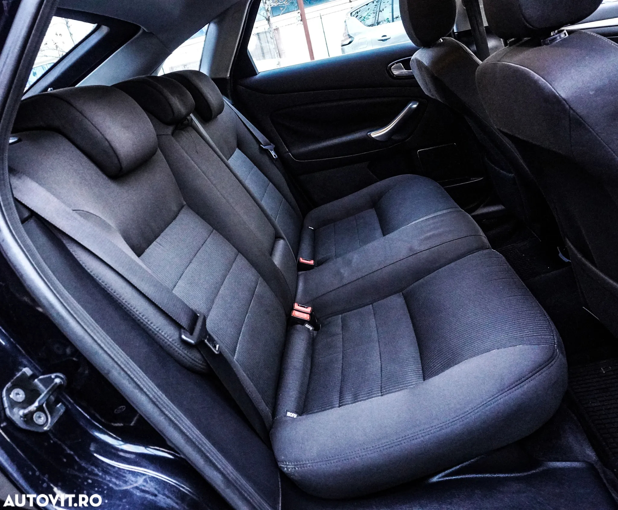 Ford Mondeo 1.8 TDCi Ambiente - 17