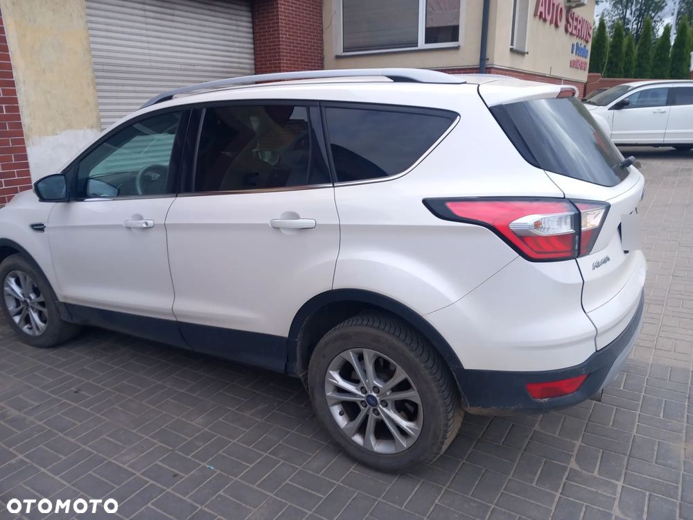 Ford Kuga - 3
