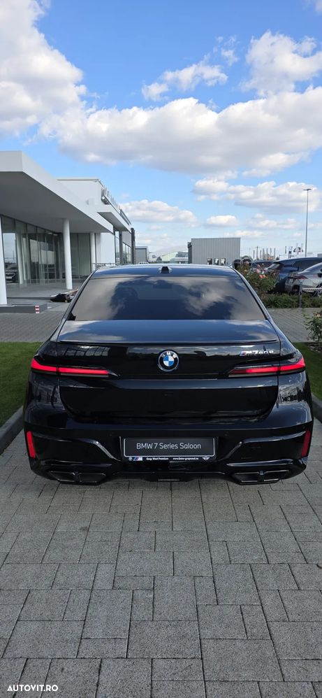BMW M7 M760e xDrive AT PHEV - 5