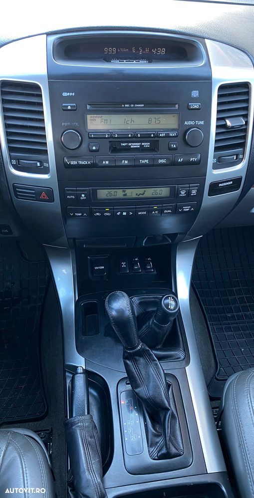 Toyota Land Cruiser 3.0 TD-4D Aut Executive - 8