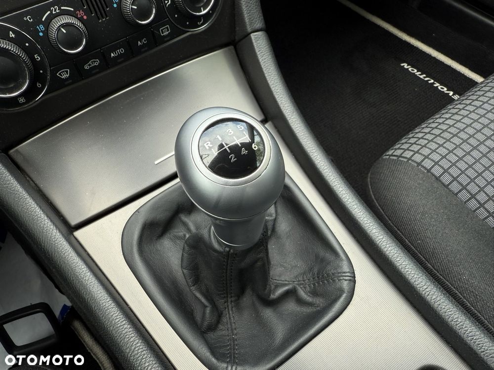 Mercedes-Benz Klasa C 200 Kompressor Sport Edition + - 24
