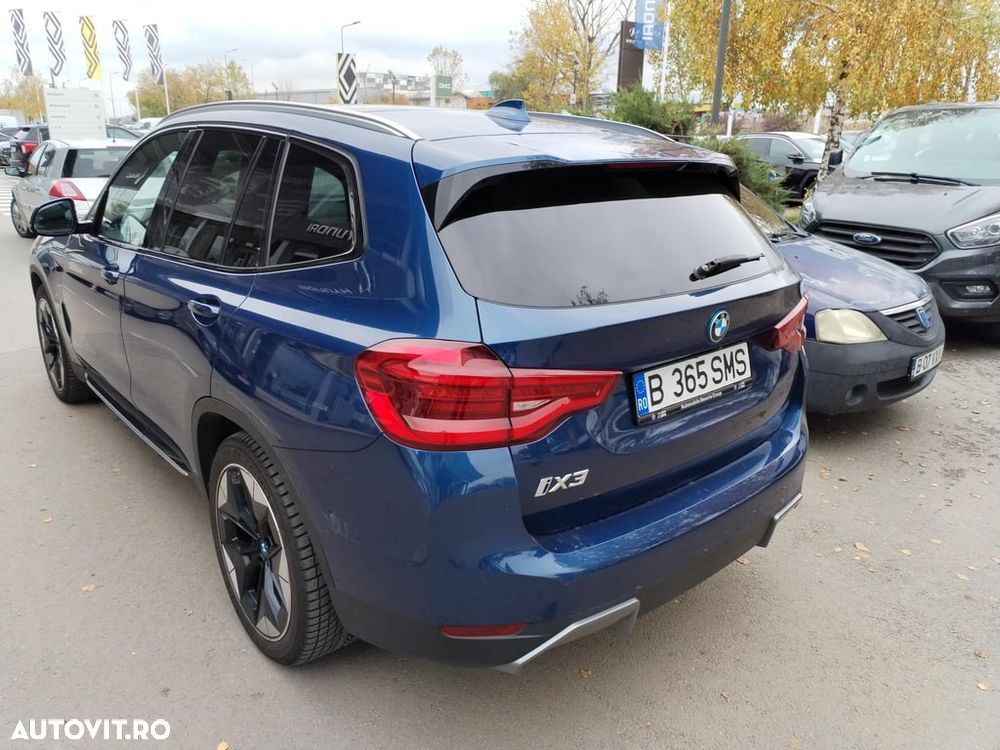 BMW iX3 - 3