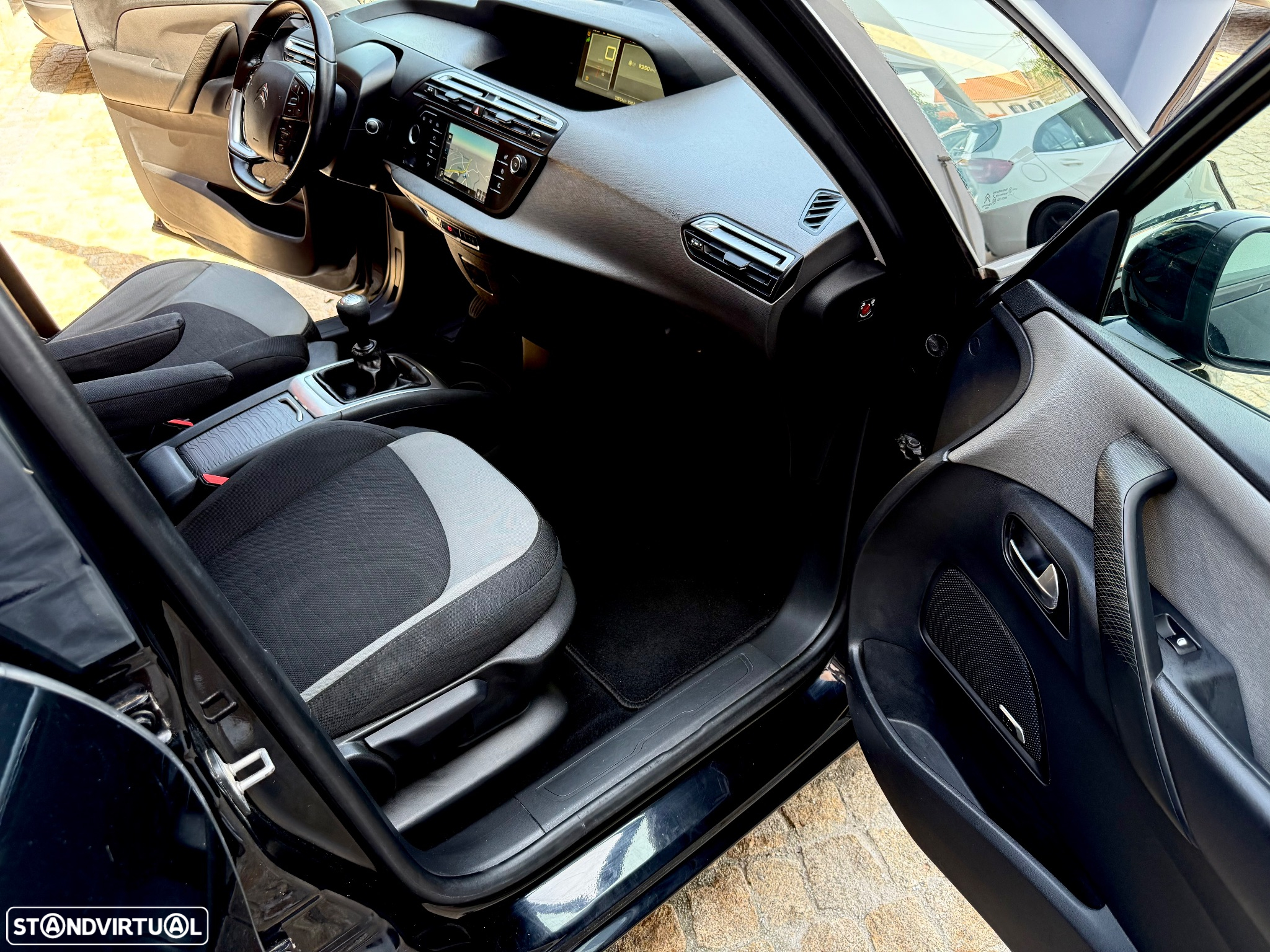 Citroën C4 Grand Picasso e-HDi 115 Intensive - 50