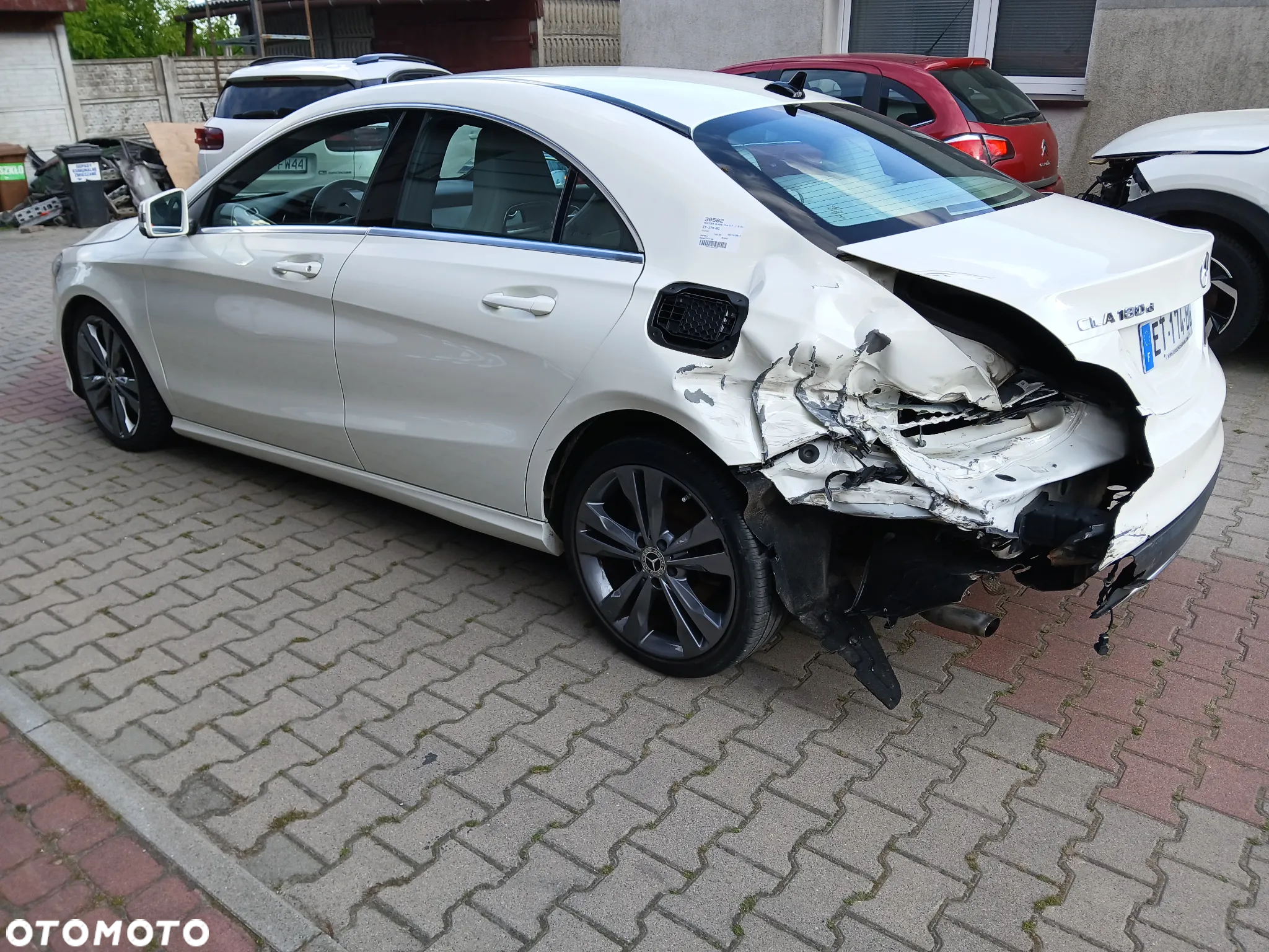 Mercedes-Benz CLA Shooting Brake 180 d Peak Edition - 10