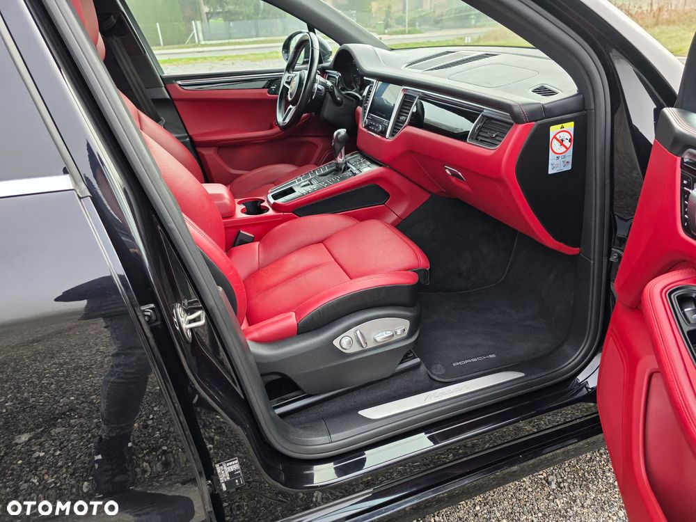 Porsche Macan - 16