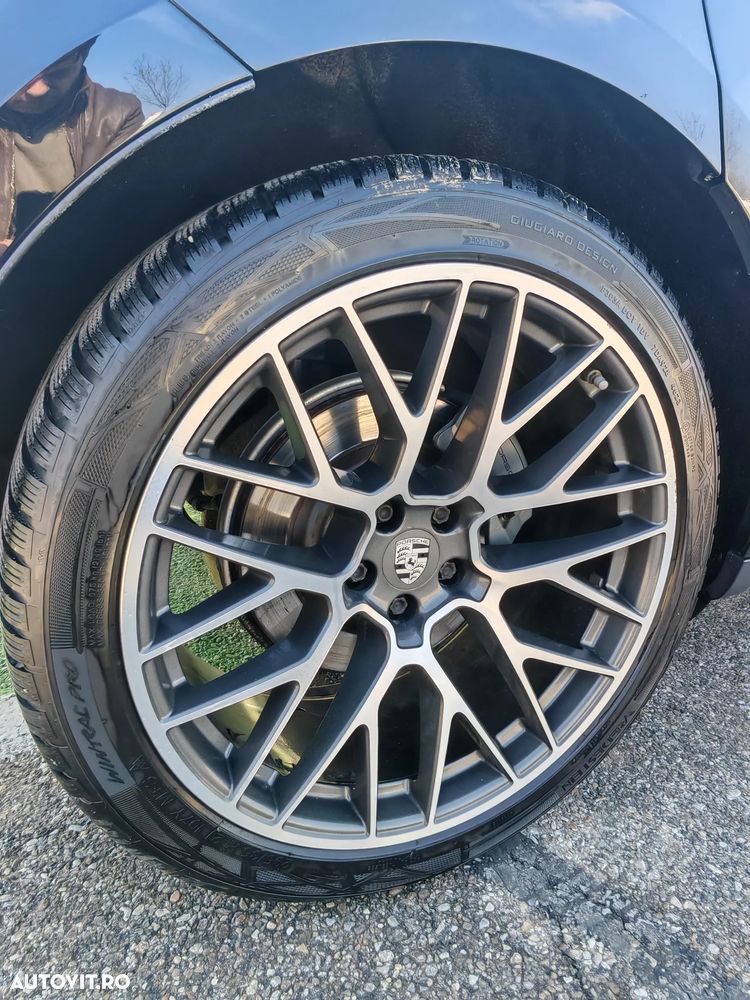 Porsche Macan - 5