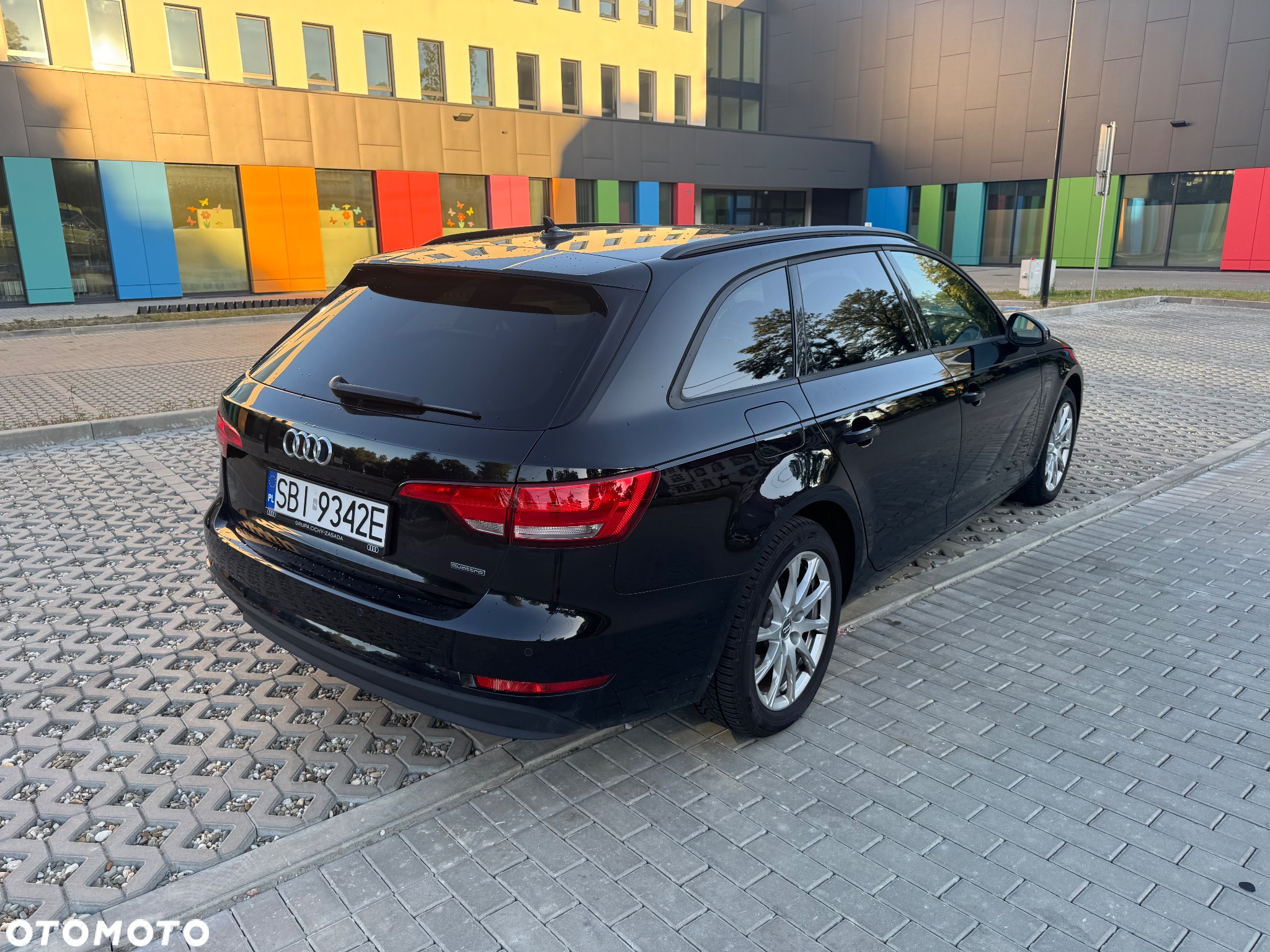Audi A4 Avant 40 TDI quattro S tronic - 9