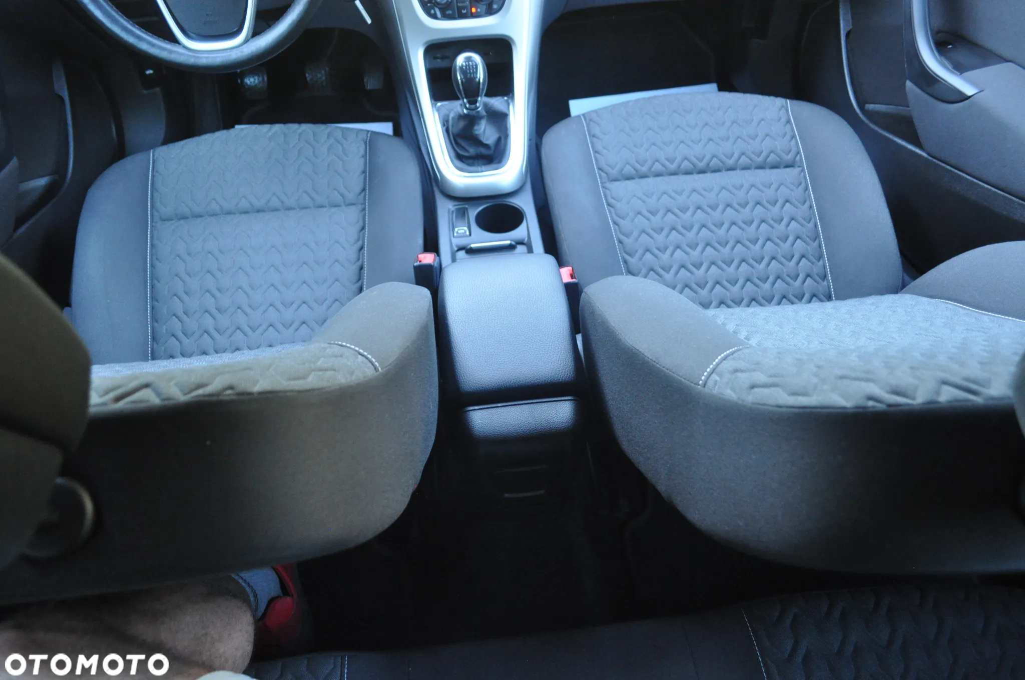 Opel Astra 1.4 Turbo Active - 28