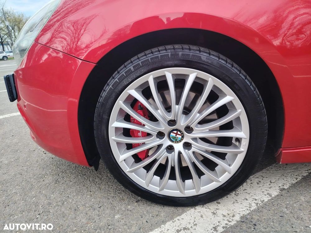 Alfa Romeo Giulietta 1.8 TBi 16V TCT Quadrifoglio Verde - 15