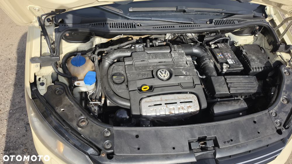 Volkswagen Touran - 16