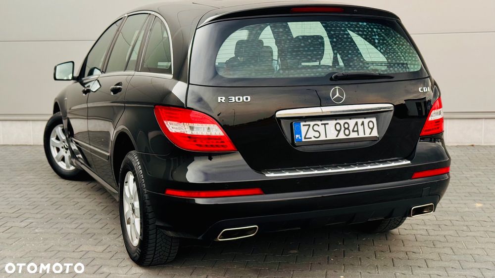 Mercedes-Benz Klasa R 300 CDI 7G-TRONIC DPF BlueEFFICIENCY Grand Edition - 22