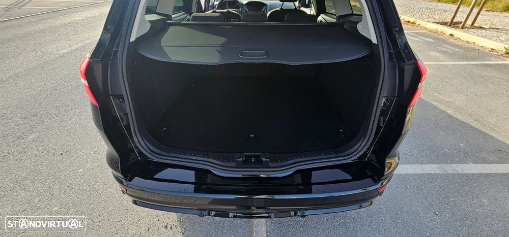 Ford Focus SW 1.5 TDCi Titanium — fotografia 25